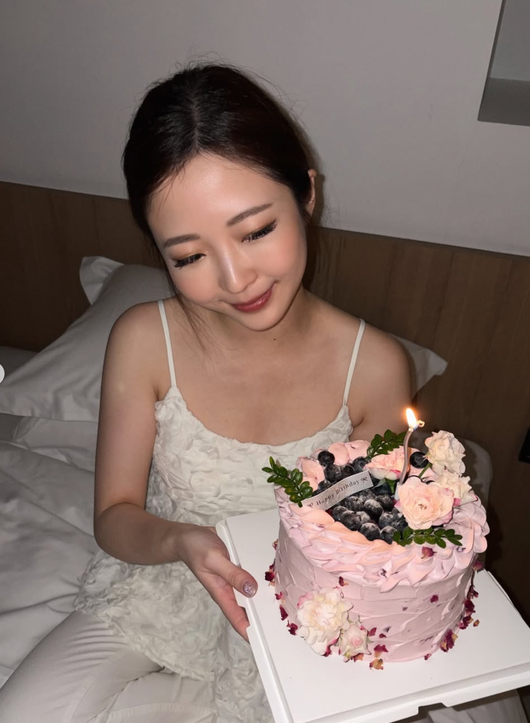 立體lace花花上衣