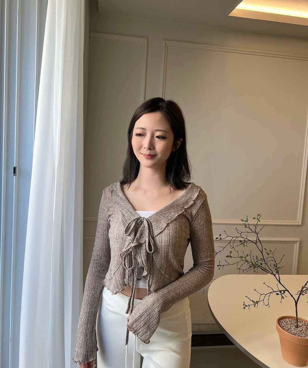 超熱賣Ruffle喇叭袖外套