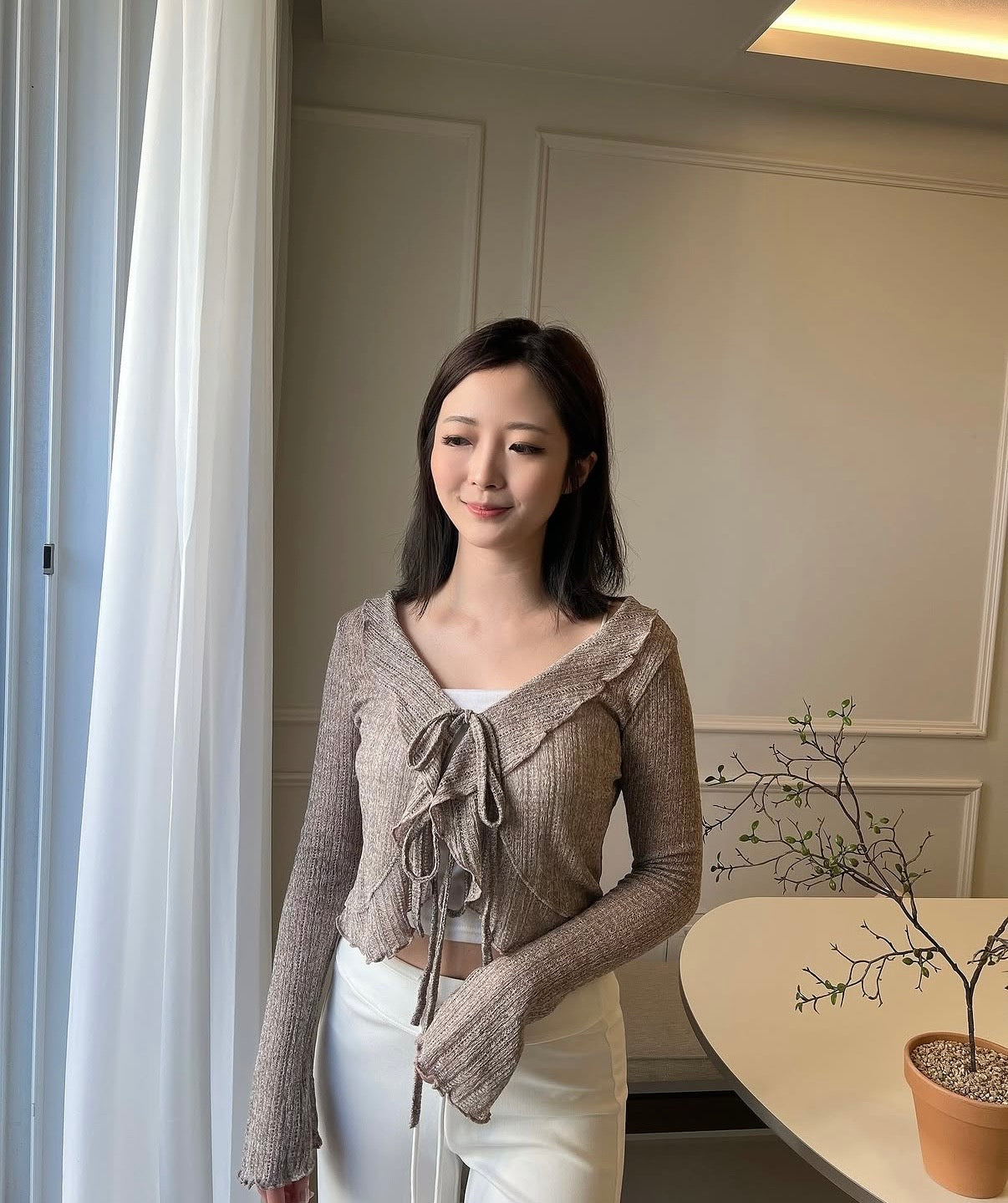 超熱賣Ruffle喇叭袖外套